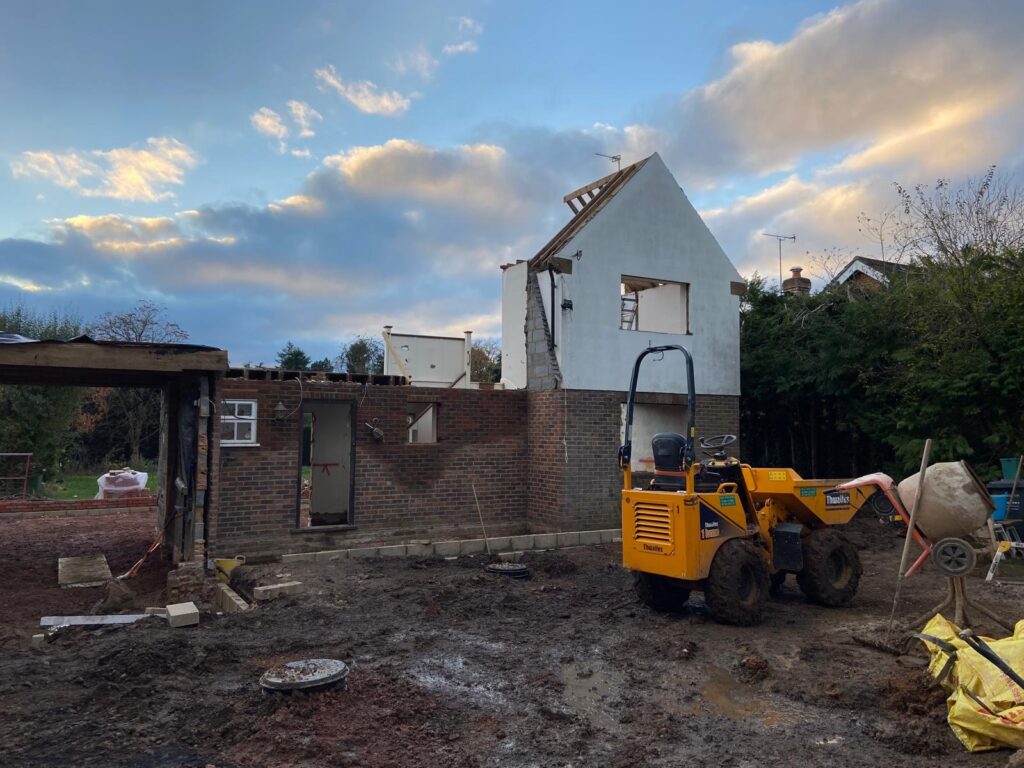 WhatsApp Image 2025-11-28 at 21.40.20 (1)