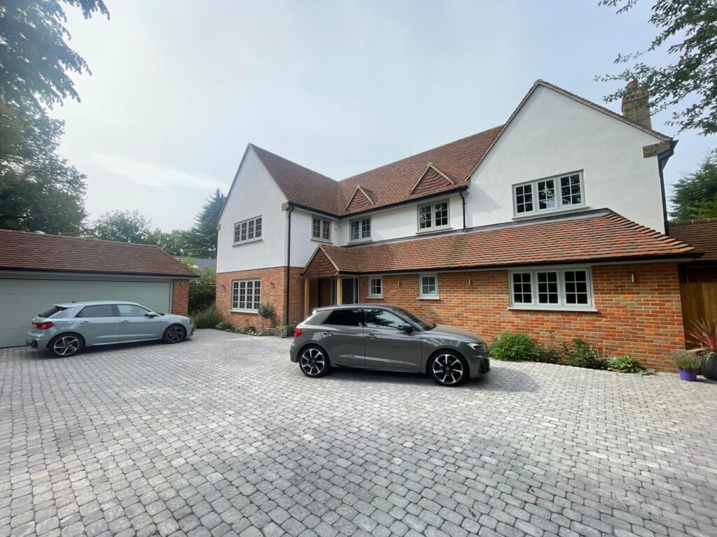 WhatsApp Image 2025-11-28 at 21.40.20 (21)